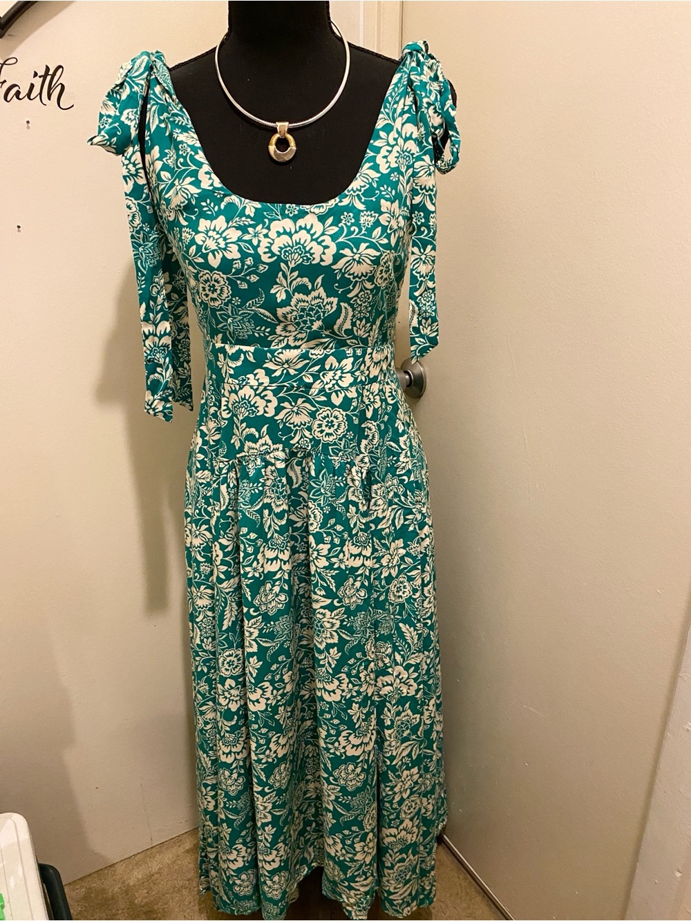 D) Iris Maxi Green&Cream Floral Tie-Shoulder Maxi Dress. Sz10 better fit for Sz8